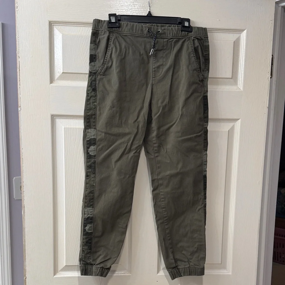 Urban Pipeline Olive Green Joggers with Camo Side Stripe Large (14/16) Husky